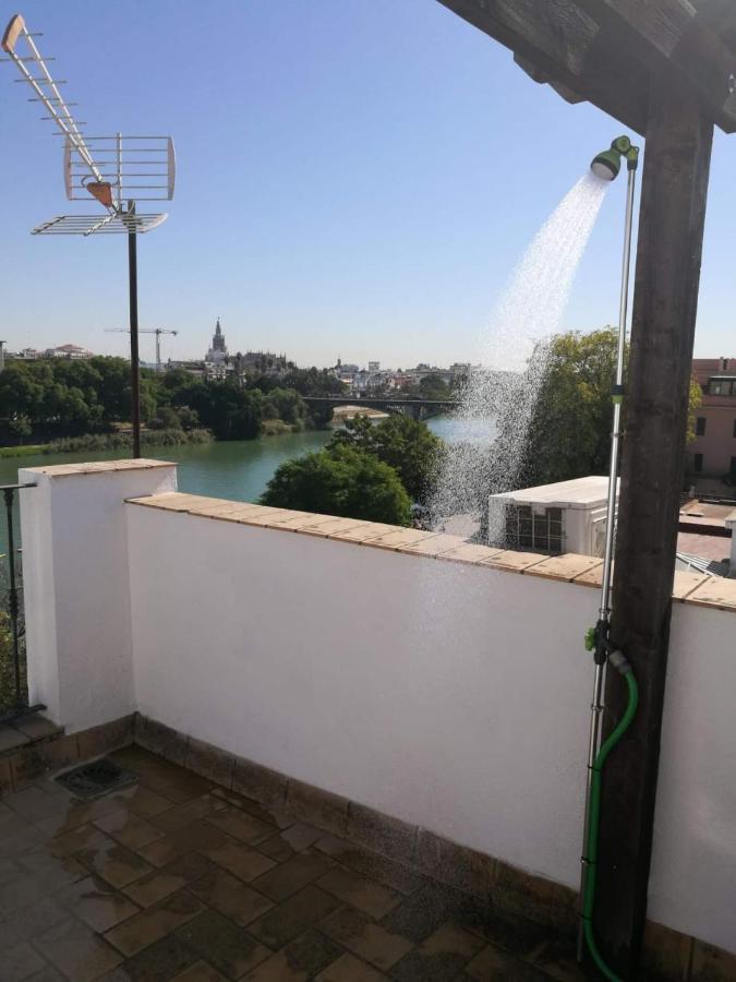 Trianabridgeviews Atico Con Vistas Al Puente De Triana Calle Castilla 38 إشبيلية المظهر الخارجي الصورة